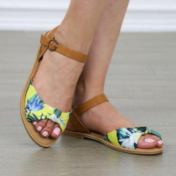 Cute Floral Ankle Brace Flat Sandals - Picture 1 of 7